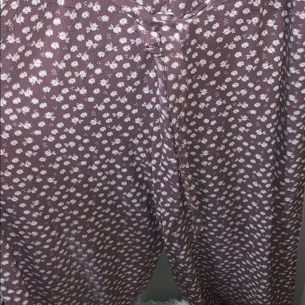 Spring time jumper - Picture 3 of 3